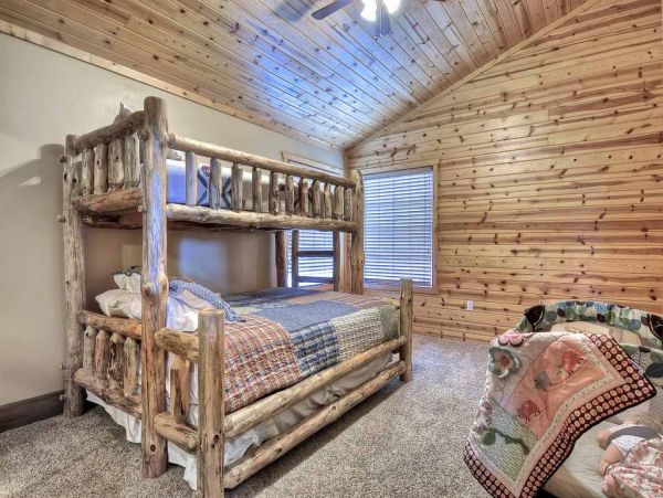 Big Bear Home 950783
