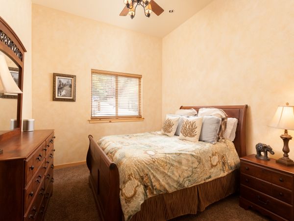 Big Bear Home 950788