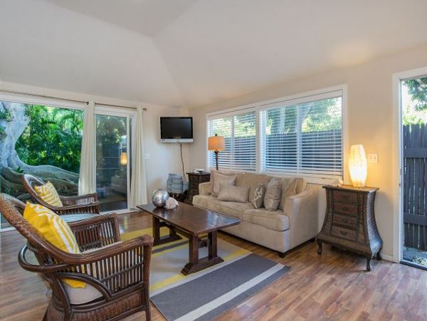 Honolulu Diamond Head Kahala Home 950833