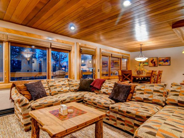 Breckenridge Home 950877