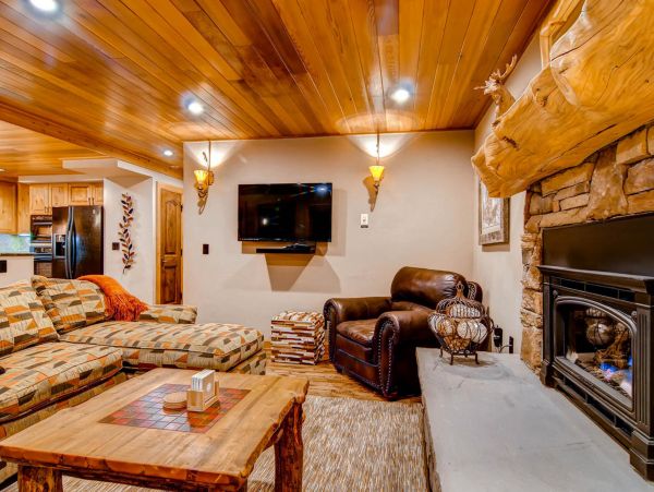 Breckenridge Home 950877