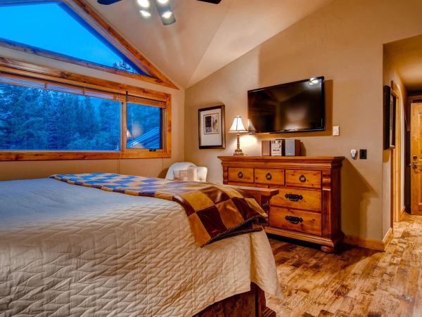 Breckenridge Home 950877