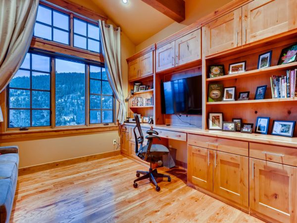Breckenridge Home 950878