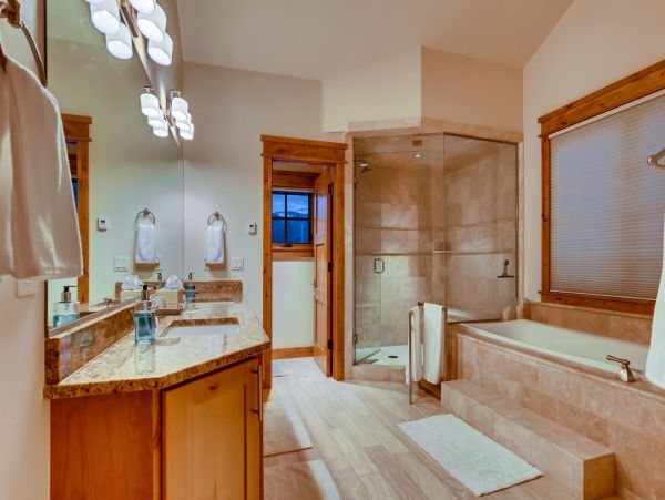 Breckenridge Home 950878