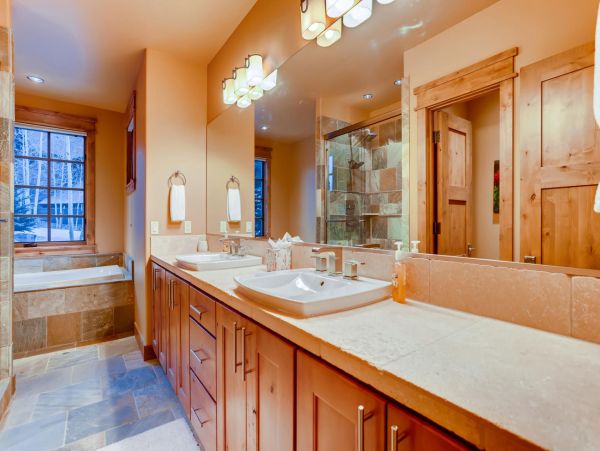 Breckenridge Home 950878