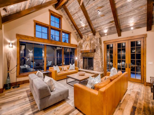 Breckenridge Home 950879