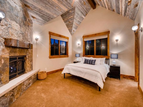 Breckenridge Home 950879