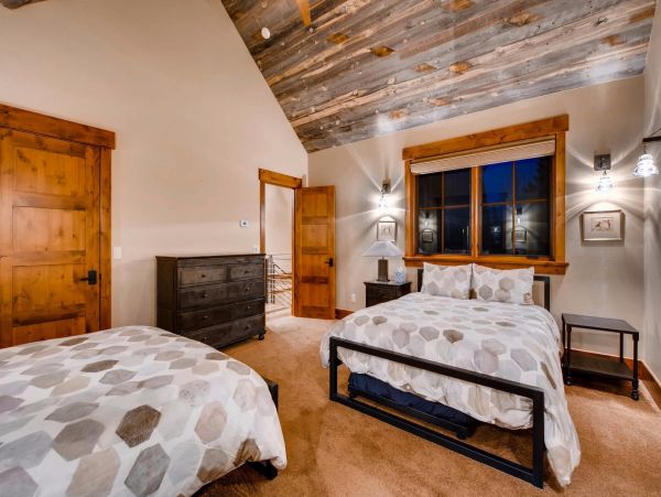 Breckenridge Home 950879