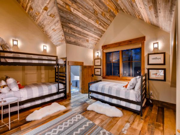 Breckenridge Home 950879
