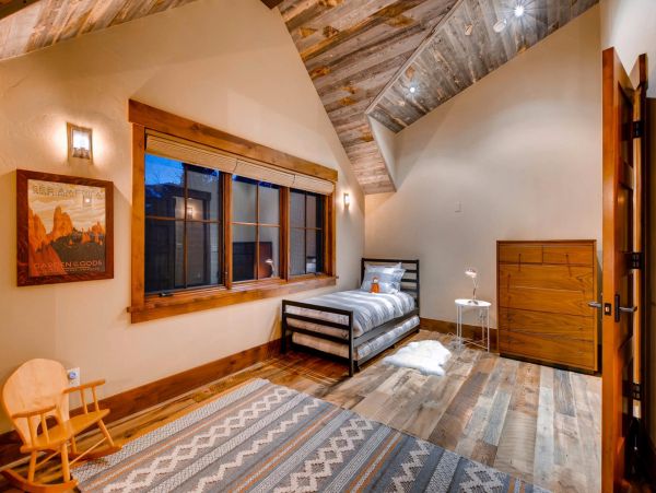 Breckenridge Home 950879