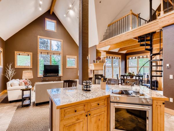 Breckenridge Home 950880