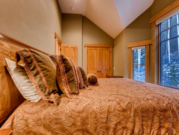 Breckenridge Home 950882