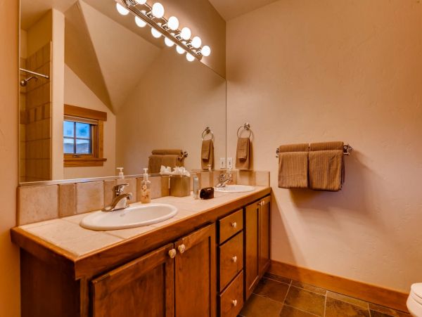 Breckenridge Home 950882