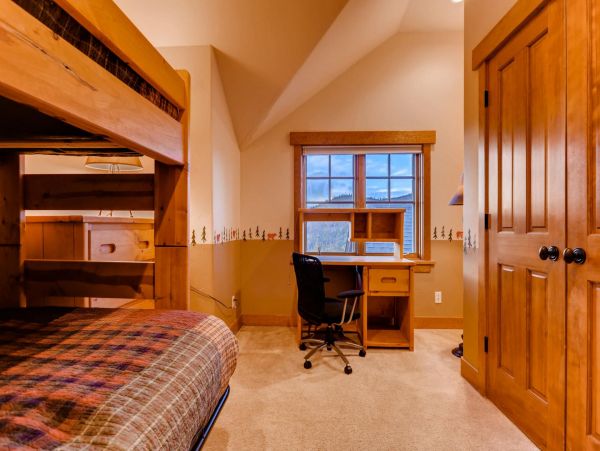 Breckenridge Home 950882