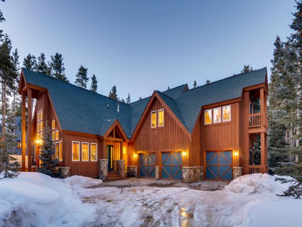 Seven Bedroom Luxury Vacation Lodge True Luxury