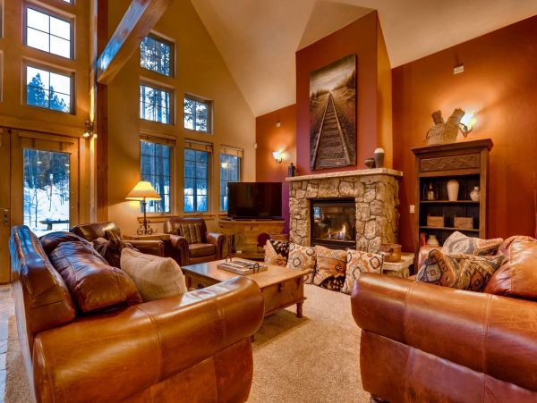 Seven Bedroom Luxury Vacation Lodge True Luxury