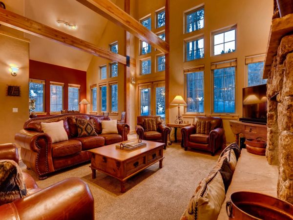 Seven Bedroom Luxury Vacation Lodge True Luxury