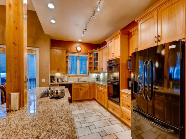 Seven Bedroom Luxury Vacation Lodge True Luxury