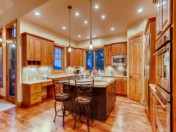 Breckenridge Home 950885