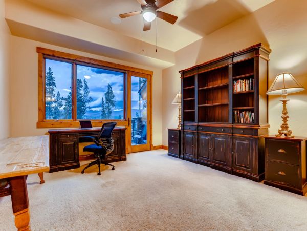 Breckenridge Home 950885