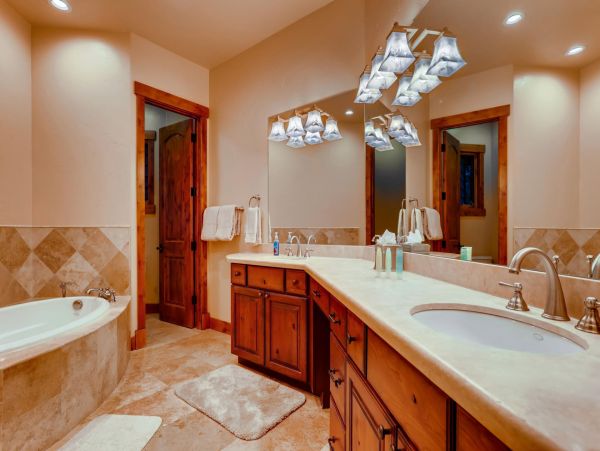 Breckenridge Home 950885