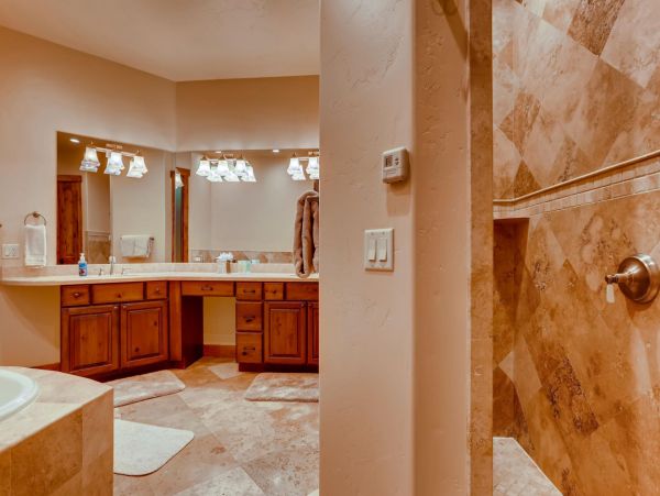 Breckenridge Home 950885