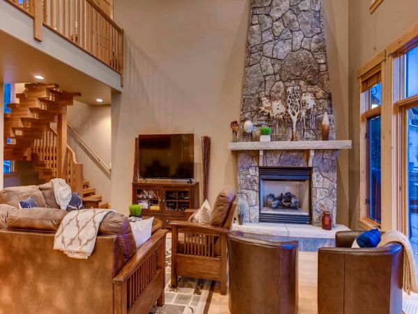 Breckenridge Home 950886