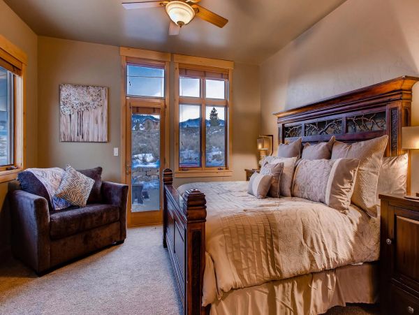 Breckenridge Home 950886