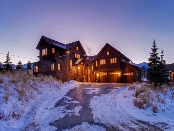 Breckenridge Home 950886