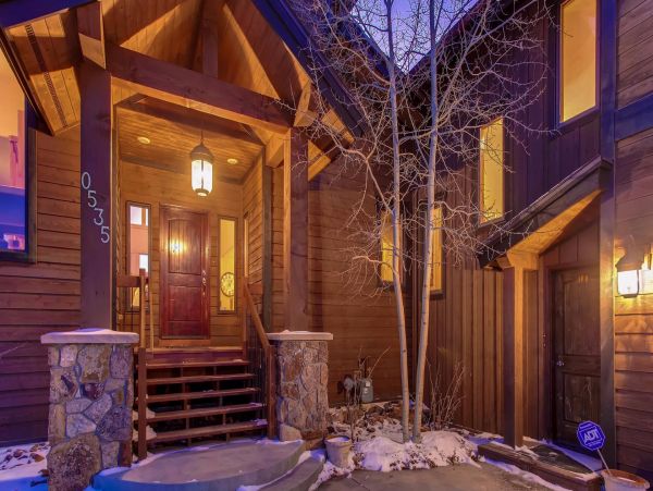 Breckenridge Home 950886