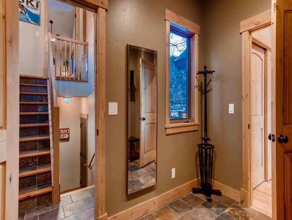 Breckenridge Home 950886