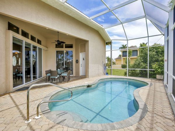 Marco Island Vacation Home Sleeps 8 Guests