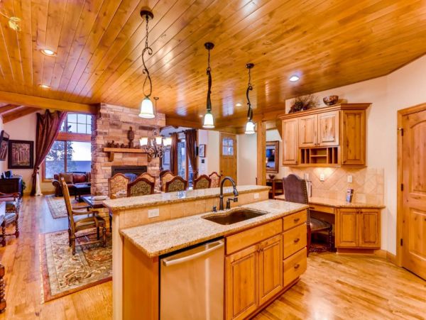 Breckenridge Home 950888