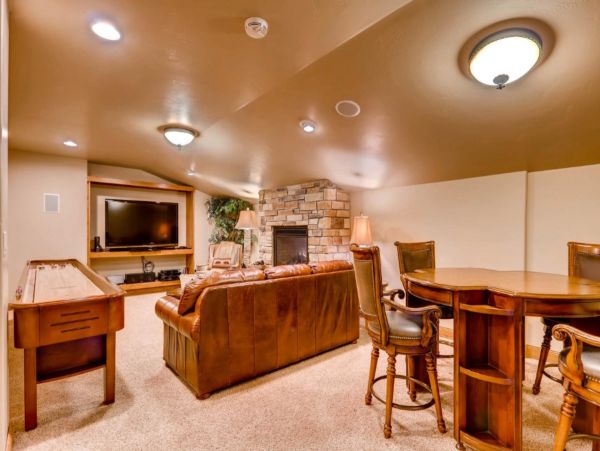 Breckenridge Home 950888