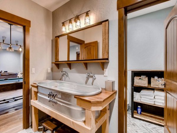Breckenridge Home 950892