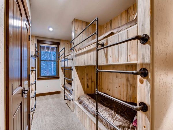 Breckenridge Home 950892