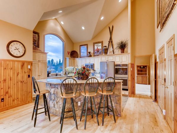 Breckenridge Home 950893