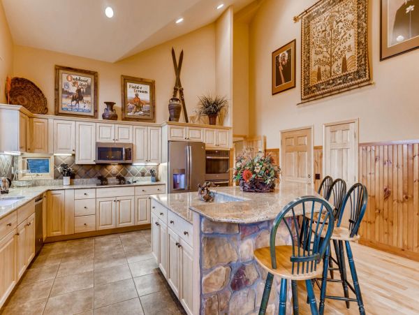 Breckenridge Home 950893