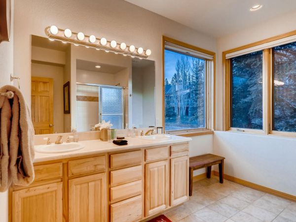 Breckenridge Home 950893