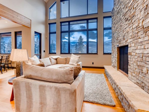 Breckenridge Home 950894