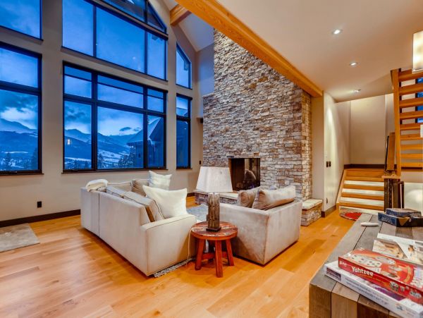 Breckenridge Home 950894