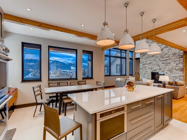 Breckenridge Home 950894