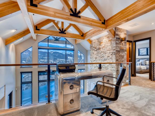 Breckenridge Home 950894