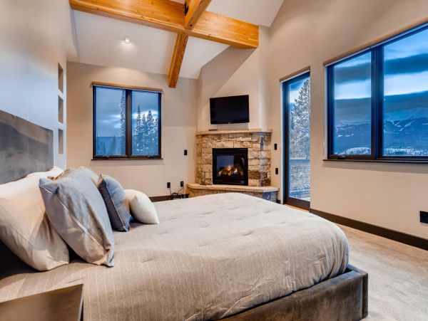 Breckenridge Home 950894