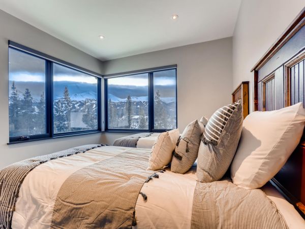 Breckenridge Home 950894