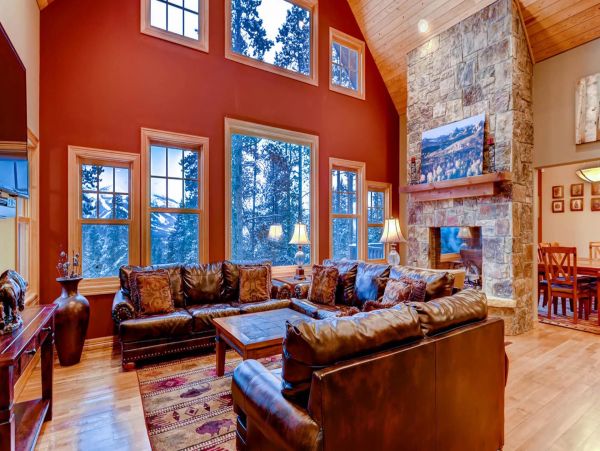 Breckenridge Home 950895
