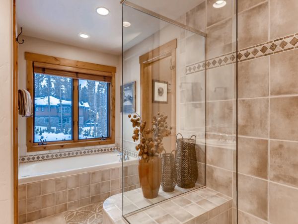 Breckenridge Home 950898