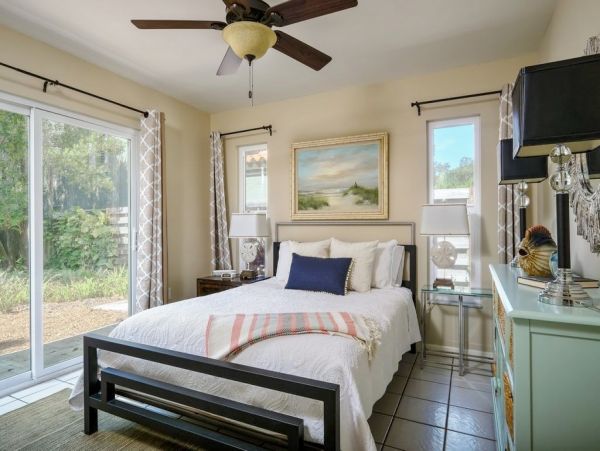 Two Bedroom Sarasota Vacation Home Sleeps 6 Guests