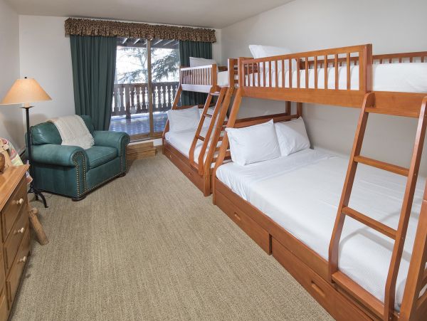 Beaver Creek Vacation Home Sleeps 12 Guests