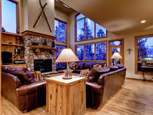 Breckenridge Home 950906